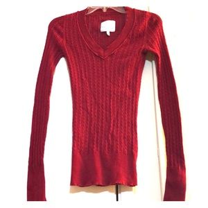 🌟 Red long sleeve sweater